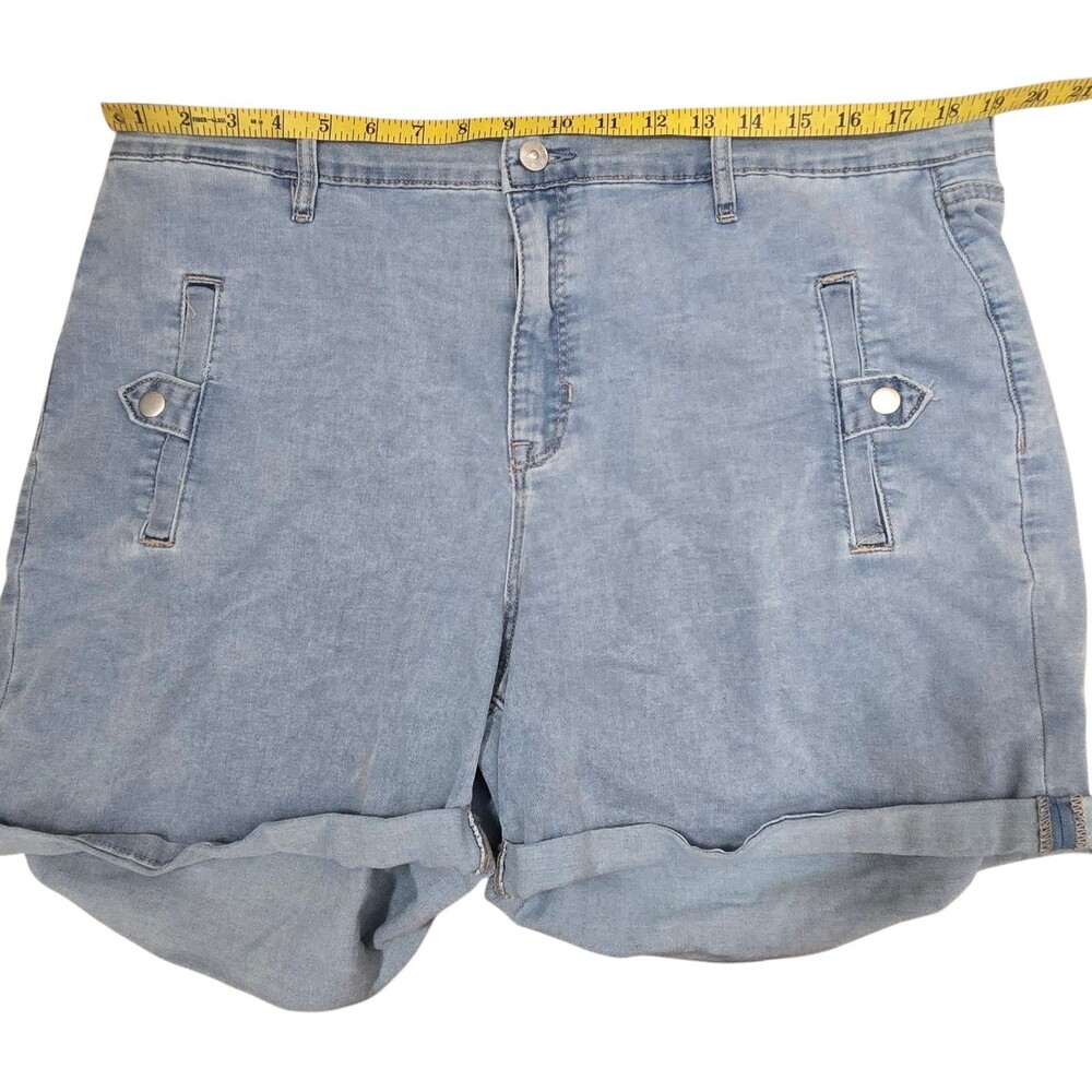 Nicole Miller Womens Shorts Size 16 Blue Light Wash Soho High Rise Rolled Cuff - Picture 7 of 8